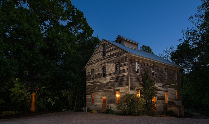 - Atlanta, Georgia - North Georgia Rustic Barn Wedding Venue - Yarborough Mill