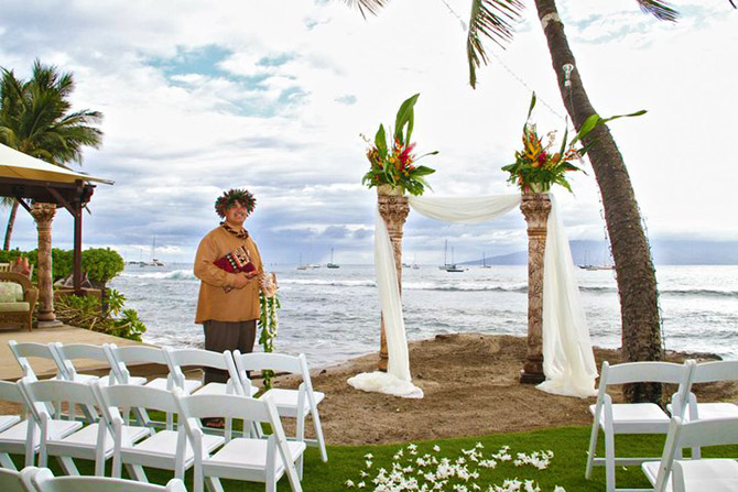 Maui Oceanfront Wedding Ceremony Lahaina Oceanfront Estate