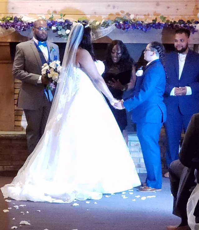 Officiant on Demand 
Chicago, Illinois LGBT Wedding Officiant
