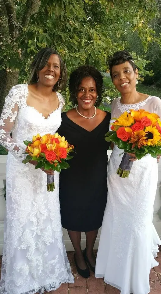 Officiant on Demand 
Chicago, Illinois LGBT Wedding Officiant
