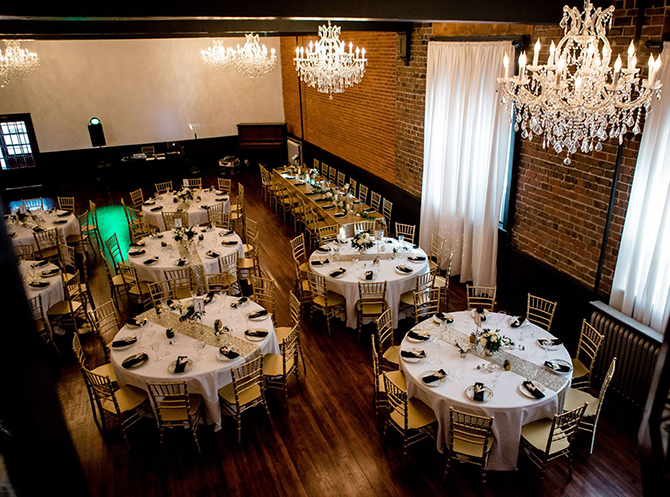 The Silver Fox
Streator, Illinois LGBT Wedding Receptions
Central Illinois Weddings, Chicago Suburbs Weddings, Illinois Valley Weddings, Streator Weddings