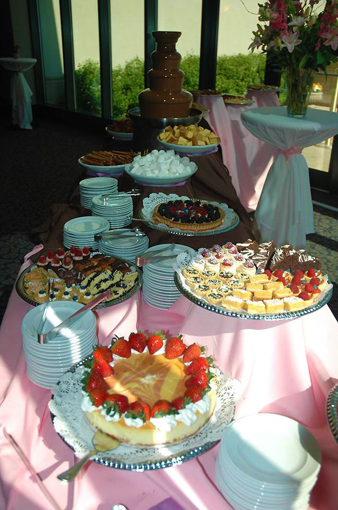 The Stonegate Conference and Banquet Centre - Wedding Reception Dessert Table