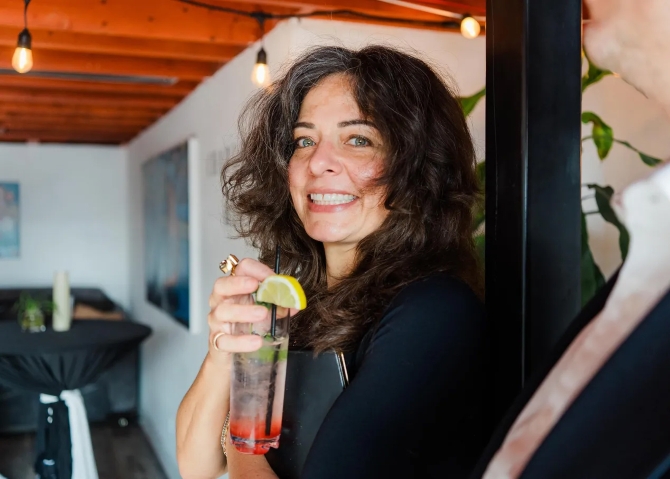 The Voyaging Alchemist Mobile Coffee and Cocktail Bar
Chicago, Illinois LGBT Wedding Bartending & Barista Services
