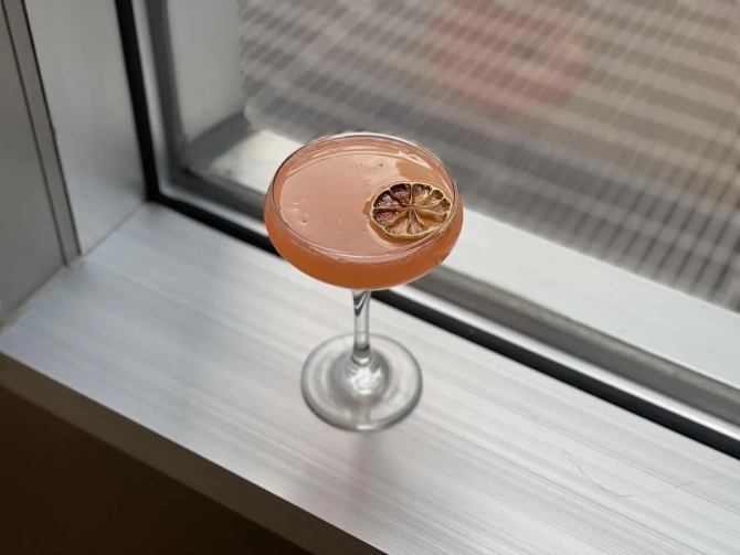 The Voyaging Alchemist Mobile Coffee and Cocktail Bar
Chicago, Illinois LGBT Wedding Bartending & Barista Services
