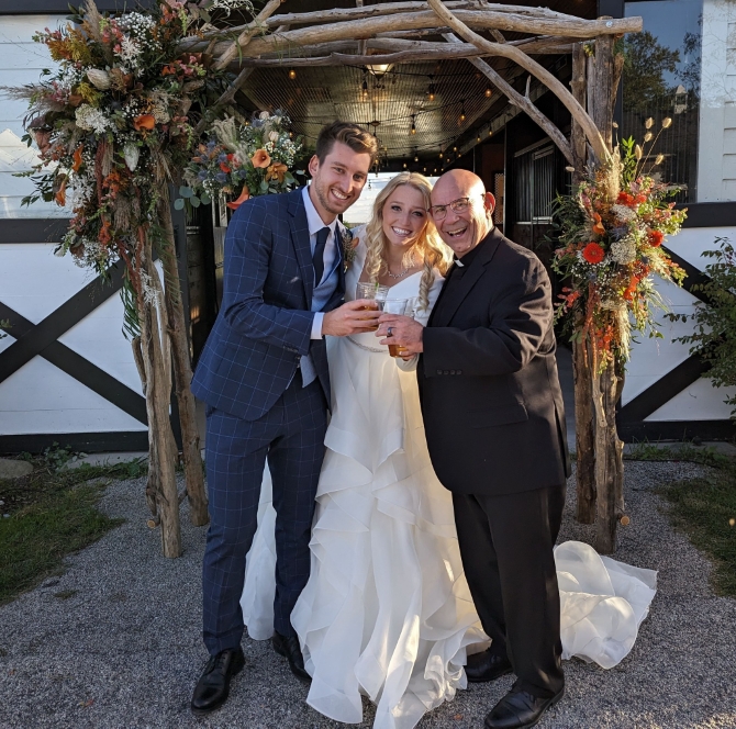 The Wedding Rev 
LGBT Wedding Reverend Chicago, Illinois and Wisconsin
