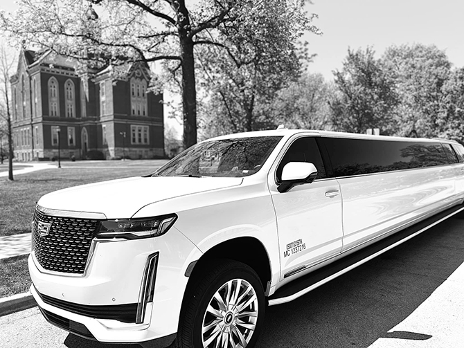 Aadvanced Limousines
Indianapolis, Indiana LGBT-Owned Wedding Limousine Business