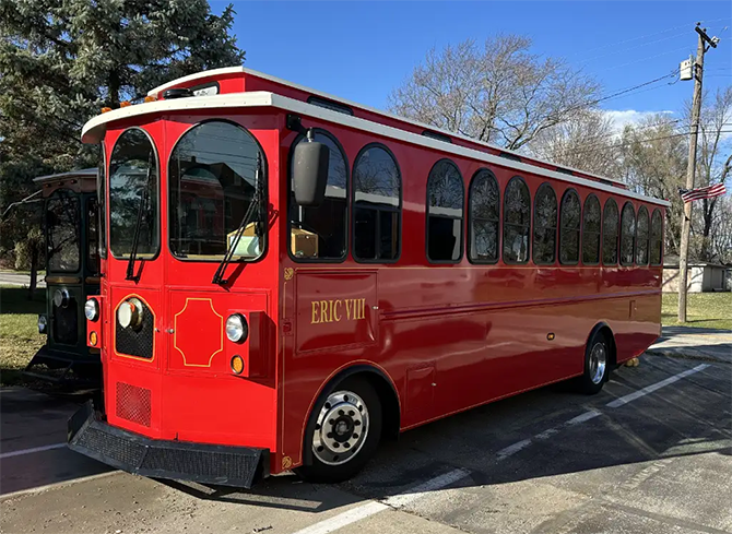 Indy Trolley
Indianapolis, Indiana LGBT-Owned Wedding Trolley Transportation Business