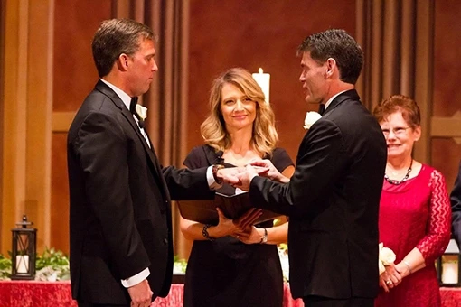 Just The Two Of Us Wedding Services
Indianapolis, Indiana LGBT Wedding Officiant & Wedding Planning Services