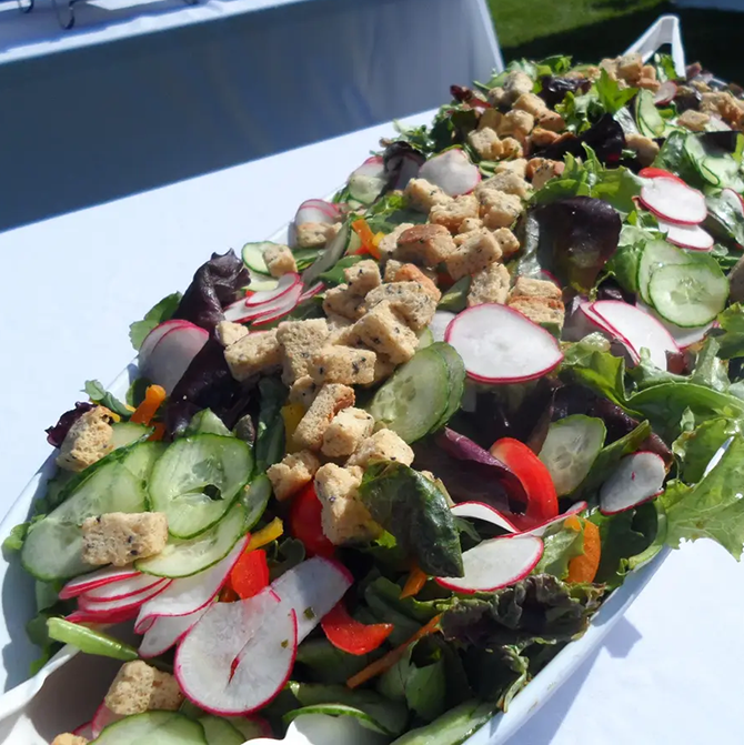 Coastal Critters Clambakes & Grilling
Northport, Maine LGBT Wedding Catering Business
Serving all of Maine - Specializing in Outdoor Wedding Reception Catering from Bar Harbor to Camden, Augusta, Belgrade Lakes, Boothbay Harbor, Portland and well beyond.
