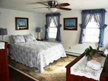 Black Walnut Point Inn - Large guest accommodations