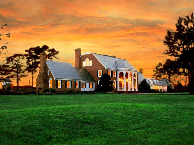 Kingsbay Mansion Wedding Destination Inn, and Restaurant 
Marion Station, Maryland LGBTQ Wedding Ceremonies & Receptions 
