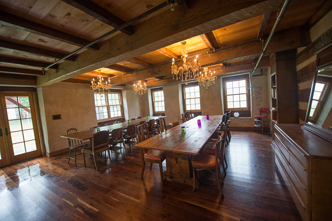 - Maryland Rustic Farm Weddings - Zigbone Farm Retreat