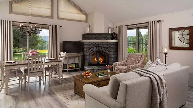 Berkshires, Massachusetts LGBT Wedding Packages - Devonfield Inn

