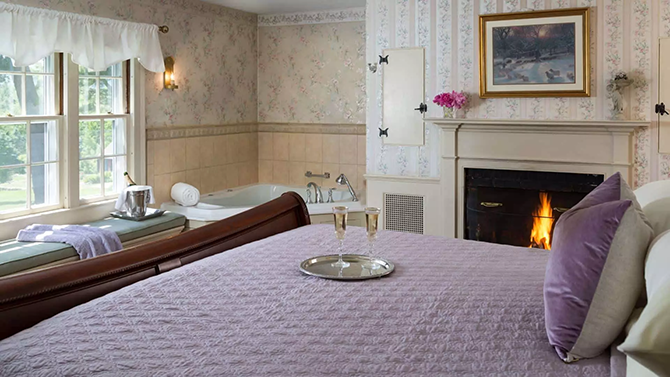 Berkshires, Massachusetts LGBT Wedding Packages - Devonfield Inn

