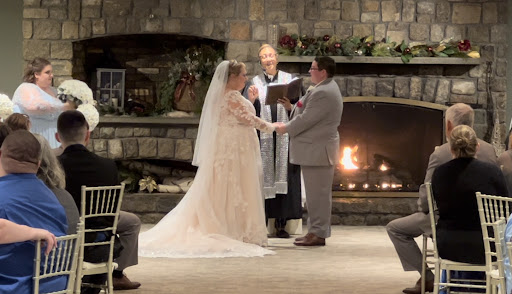 Love-N-Promises
Boston, Massachusetts & Providence, Rhode Island LGBT Wedding Officiant - Love-N-Promises