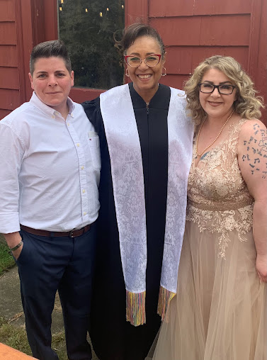 Love-N-Promises
Boston, Massachusetts & Providence, Rhode Island LGBT Wedding Officiant - Love-N-Promises