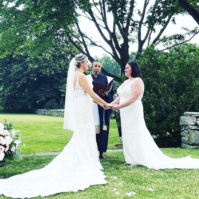 Love-N-Promises
Boston, Massachusetts & Providence, Rhode Island LGBT Wedding Officiant - Love-N-Promises