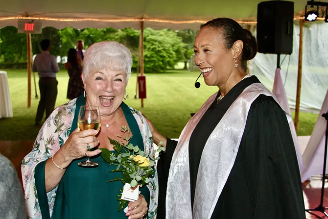 Love-N-Promises
Boston, Massachusetts & Providence, Rhode Island LGBT Wedding Officiant - Love-N-Promises