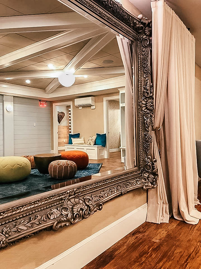 Wedding Dressing Room - Nahant, MA LGBT Wedding Reception Venue - The Oceanview of Nahant