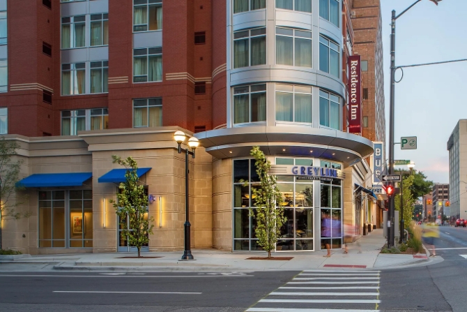 Zingerman's Greyline 
Ann Arbor, Michigan LGBT Wedding Reception Venue
