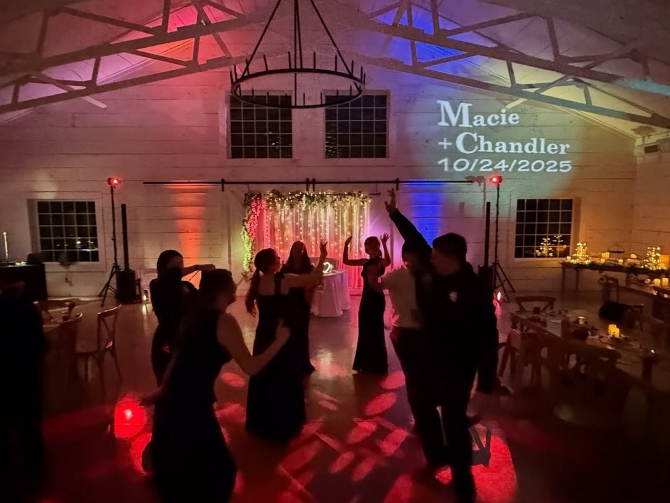 Elite Lighting & Sound 
Lake Ozark, Missouri LGBTQ Wedding DJ Service
