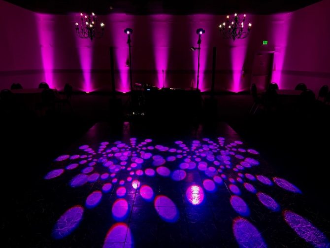 Elite Lighting & Sound 
Lake Ozark, Missouri LGBTQ Wedding DJ Service
