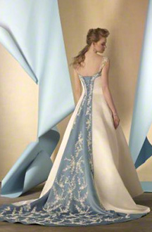 The Brides Shoppe - Alfred Angelo Gown