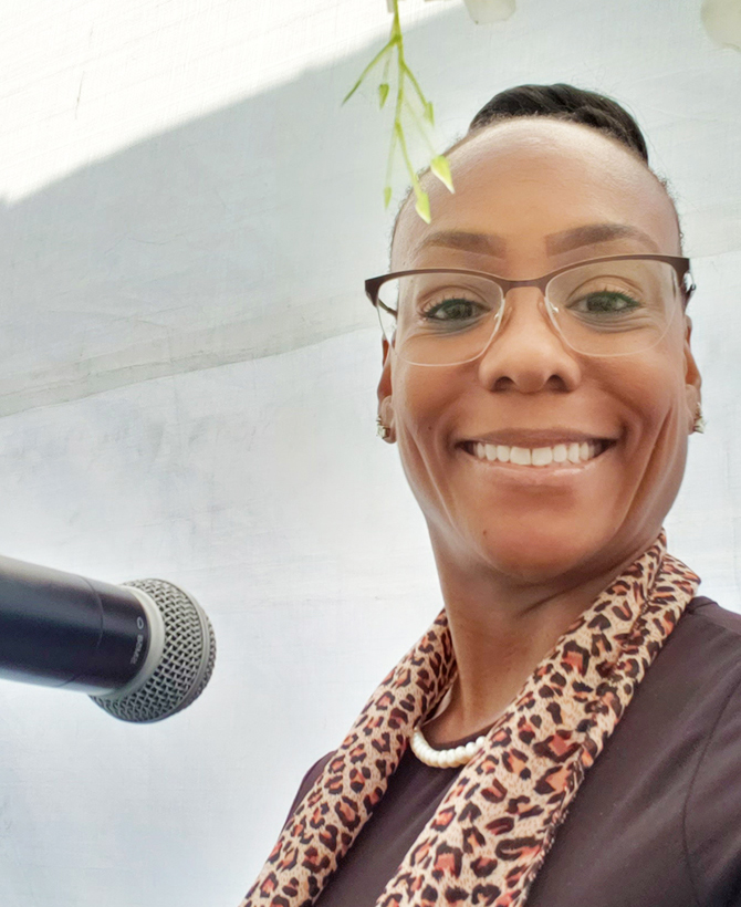 Las Vegas, Nevada LGBT Wedding Officiant - A'More at Last Wedding Officiant Services - Amber Williams