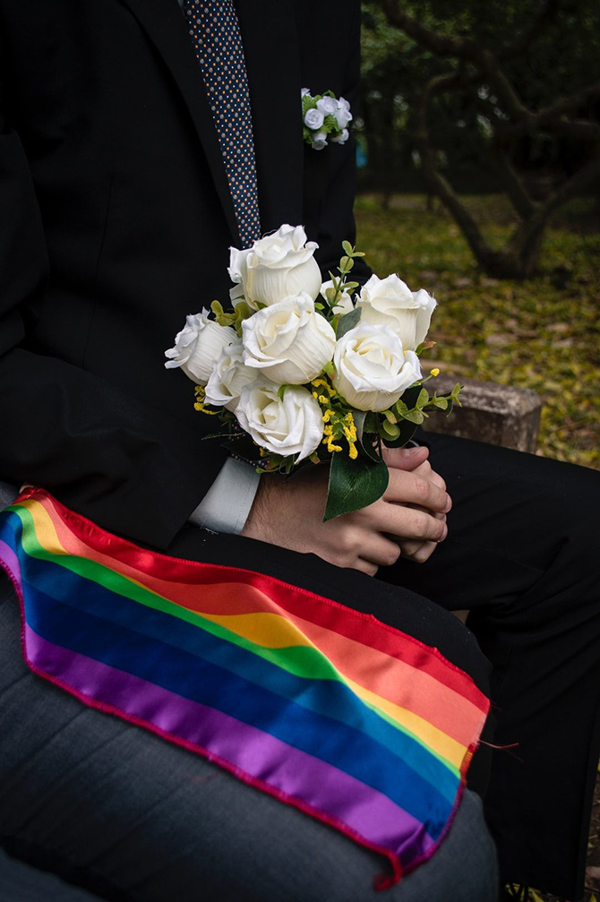 Las Vegas, Nevada LGBT Wedding Officiant - A'More at Last Wedding Officiant Services - Amber Williams