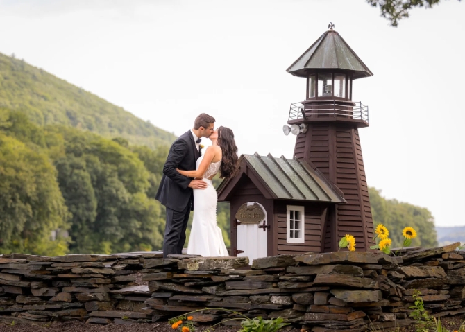 Scott Hussey Photography 
LGBTQ Wedding Photographer New Hampshire, Vermont, Massachusetts
