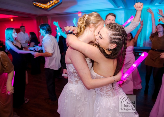 Scott Hussey Photography 
LGBTQ Wedding Photographer New Hampshire, Vermont, Massachusetts
