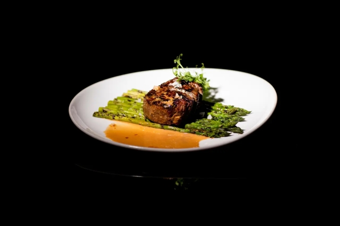 AcQuA Catering and Events
Edgewater, New Jersey LGBT Wedding Reception Venue & Catering Services
