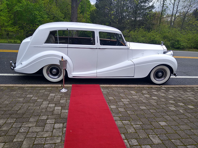 BBZ Limousine & Livery Service -
North Jersey, NJ LGBT Wedding Limousine Service