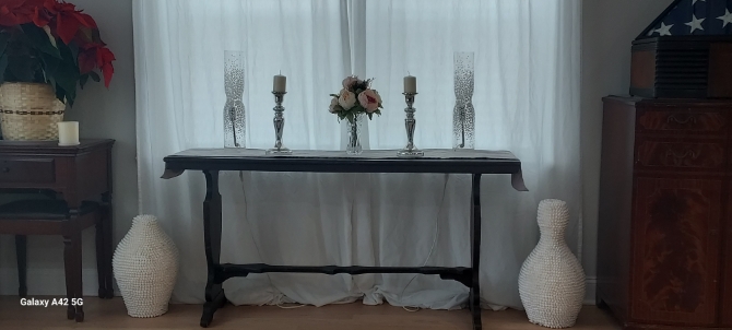 Get Vows
LGBT Wedding Officiant Serving Northern New Jersey & New York City
Lakeside wedding chapel 

