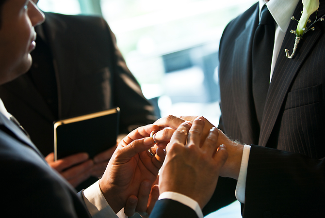 The Clinton Inn Hotel & Event Center grooms exchange rings