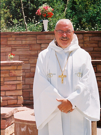 Abundant Blessings Wedding Officiant 
Albuquerque, New Mexico LGBT Wedding Officiant
