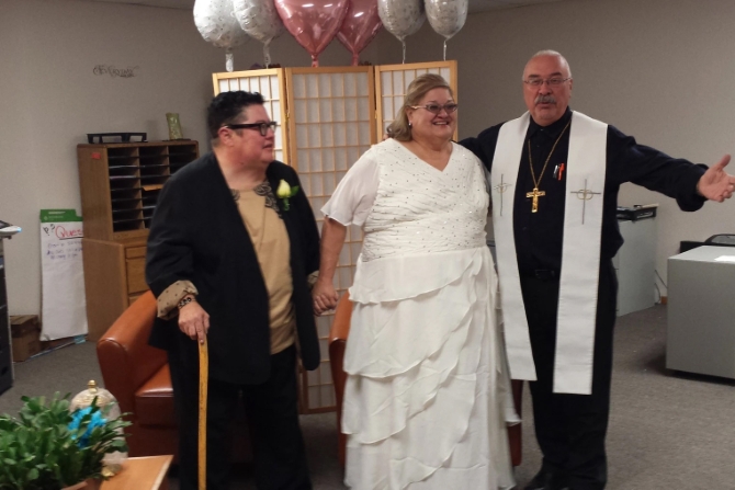Abundant Blessings Wedding Officiant 
Albuquerque, New Mexico LGBT Wedding Officiant
