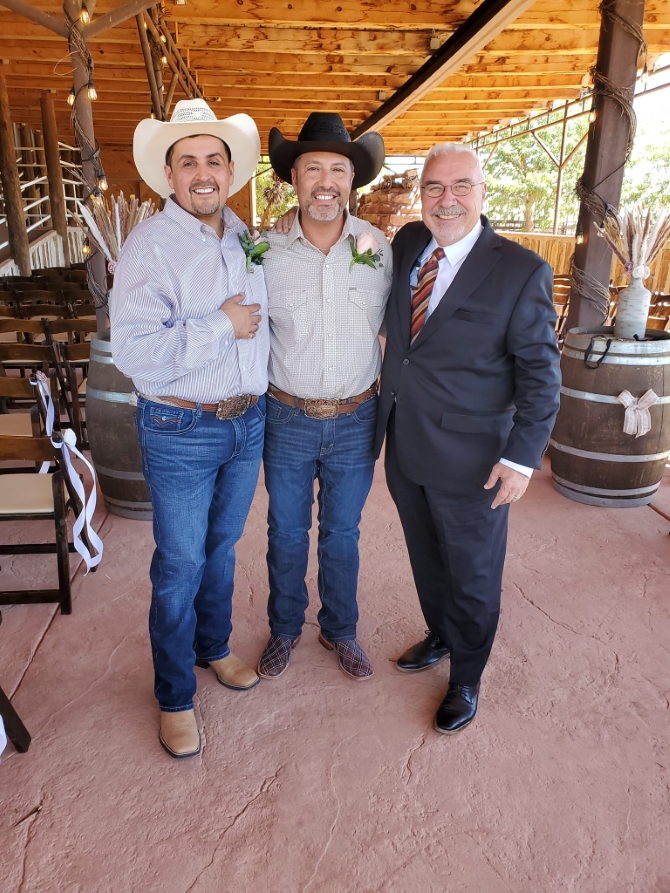 Abundant Blessings Wedding Officiant 
Albuquerque, New Mexico LGBT Wedding Officiant
