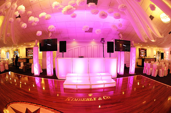 DJ Tommy's Tunes
Long Island, NY LGBT Wedding Disc Jockey Service
Selden, New York ~ Melville, New York