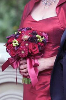 EM - Event Management - Mixed floral burgandy bouquet