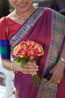EM - Event Management - Yellow and red rose bouquet