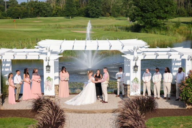 Magical Wedding CNY
Syracuse, NY LGBT Wedding Officiant

