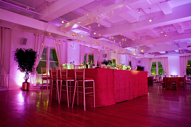 Midtown Loft & Terrace - Full Bar and Seating