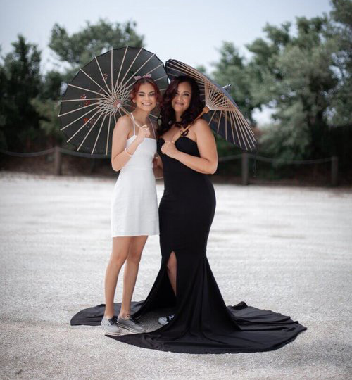 Pop Up Vows
Long Beach, NY LGBT Wedding Officiant & Wedding Planning Services