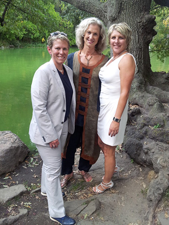 Spirited Weddings - Lesbian couple with NYC, NY ordained interfaith minister