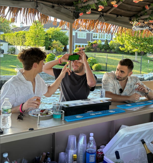 Tiki Boat Long Island
Long Island, New York LGBTQ Wedding Party Cruise
