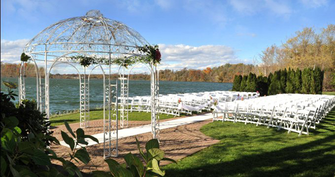 - Long Island, NY LGBT Wedding Reception Venue - Windows on the Lake