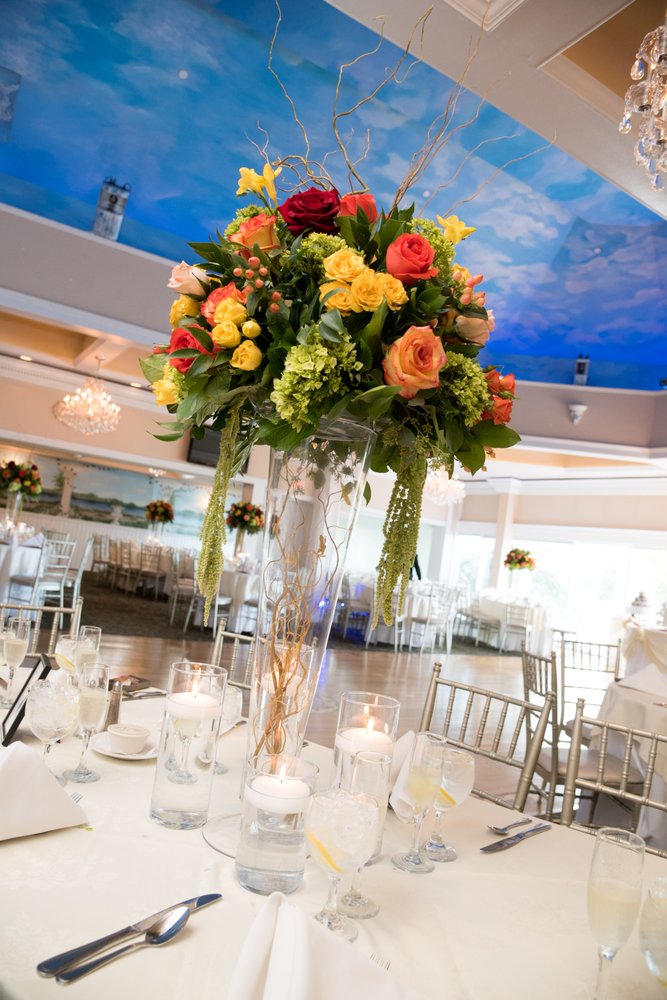 - Long Island, NY LGBT Wedding Reception Venue - Windows on the Lake