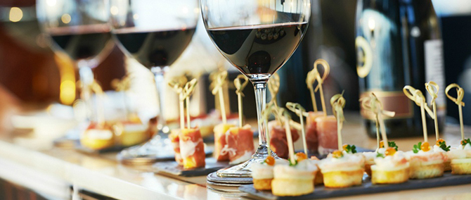 - Cleveland, Ohio LGBT Wedding Catering Service - AA Executive Catering - Canton, OH