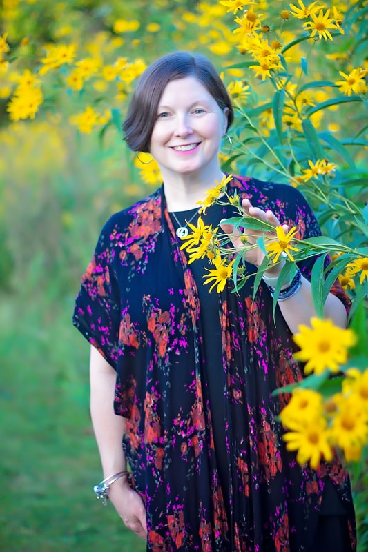 Reverend Kellie Kelly 
Dayton, Ohio LGBT Wedding Officiant